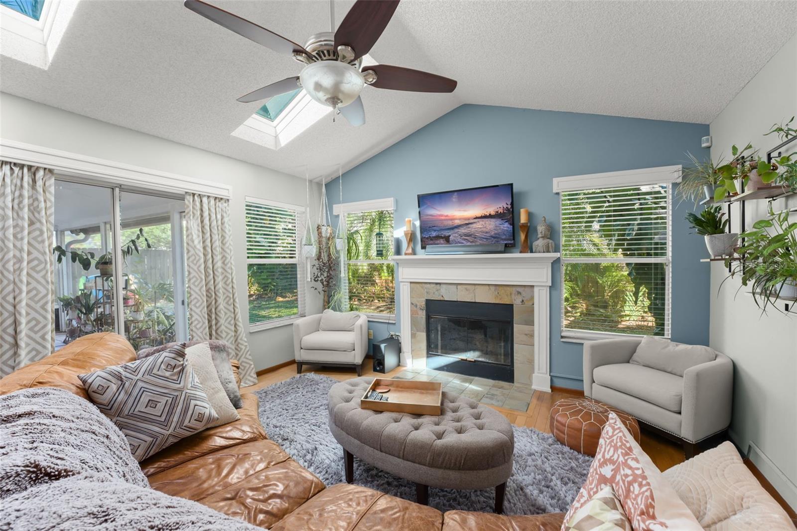 COUNTRY CREEK FOREST EDGE UNIT 1 - Residential