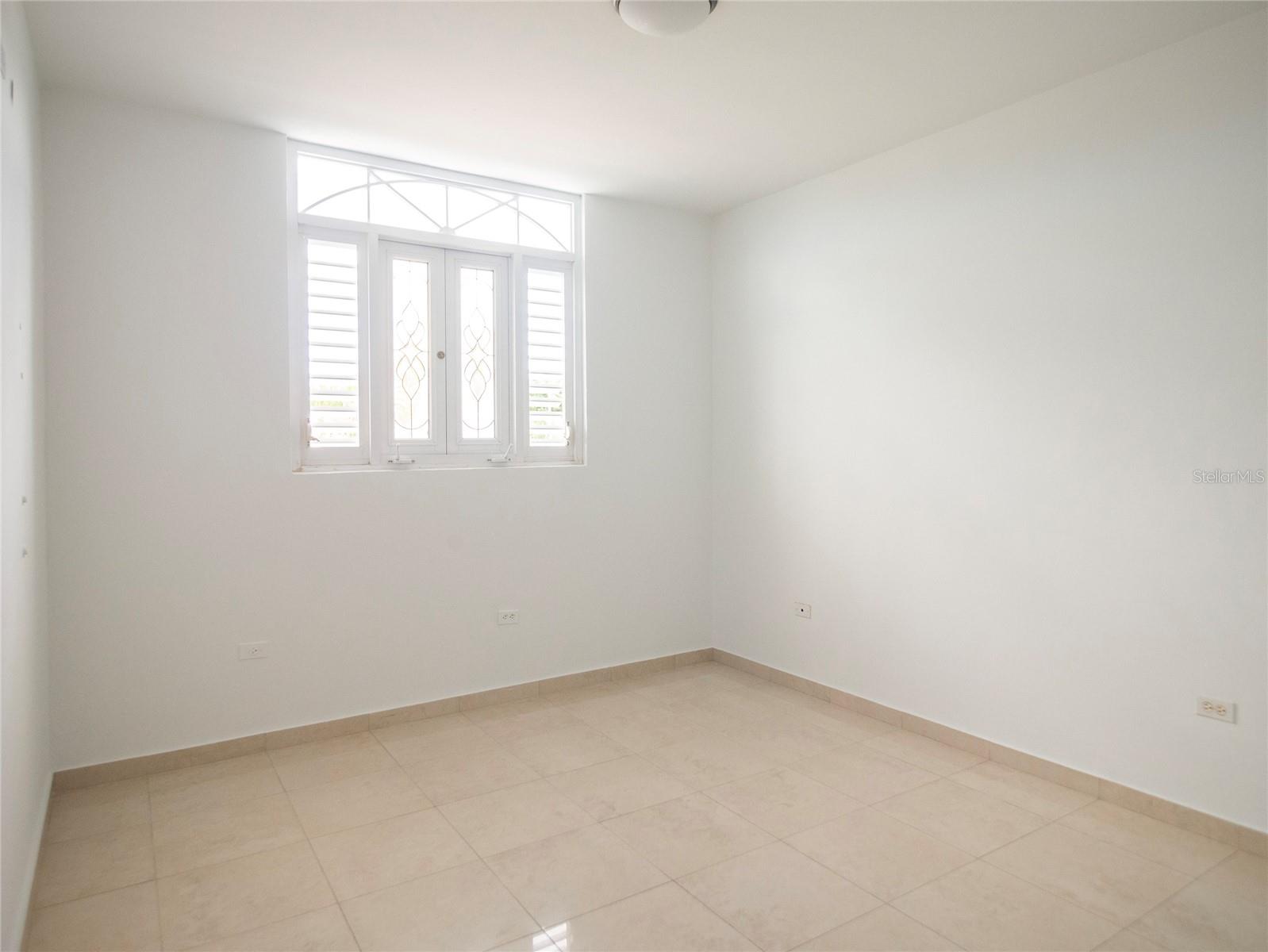 LAS FLORES DE MONTEHIEDRA - Residential