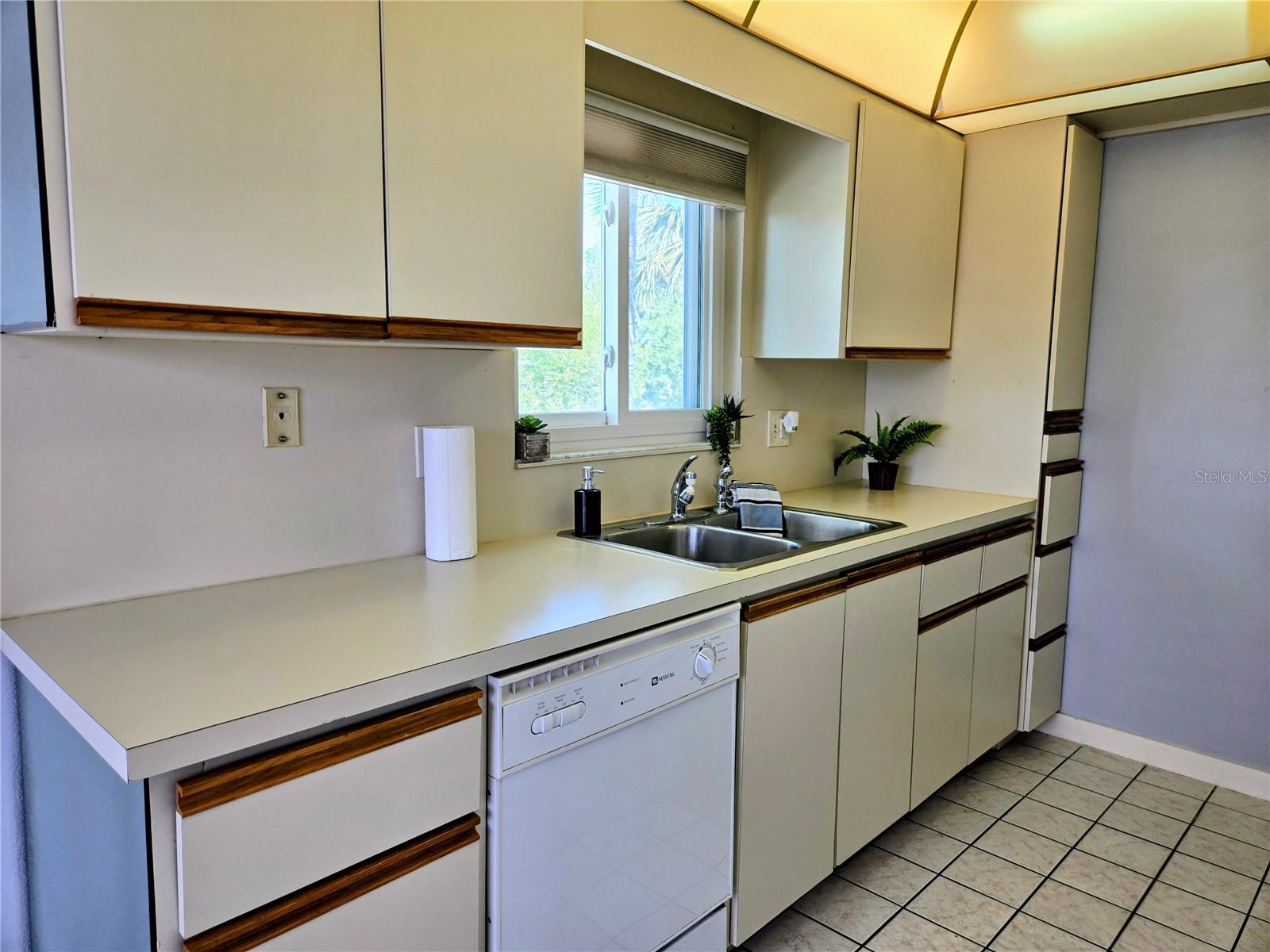 SEMINOLE GARDEN APTS CO-OP - Residential