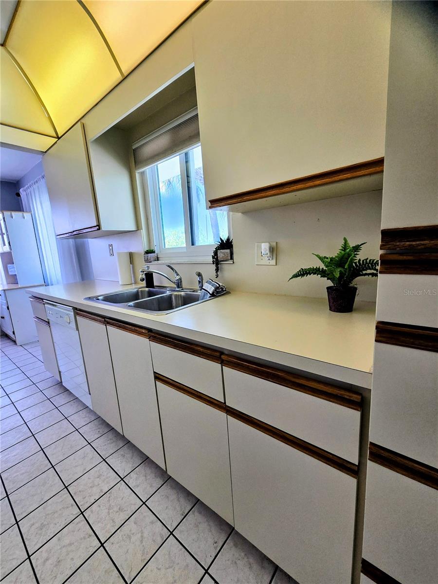 SEMINOLE GARDEN APTS CO-OP - Residential