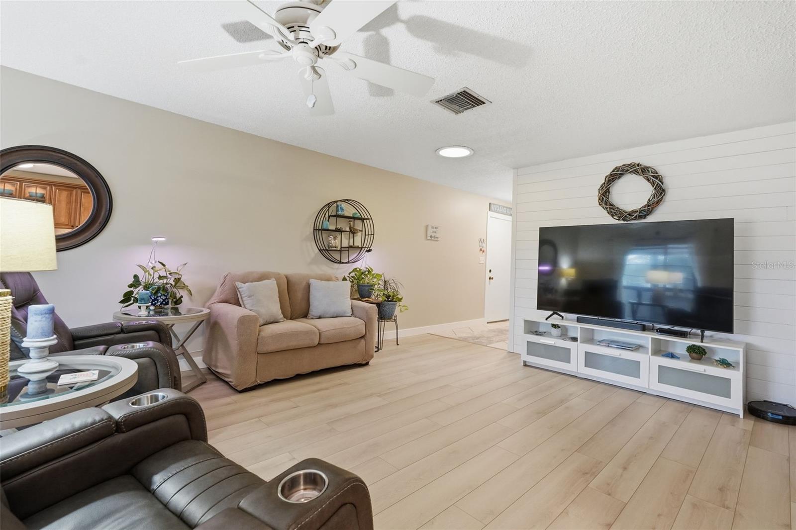 NEW HAVEN CONDO - Residential