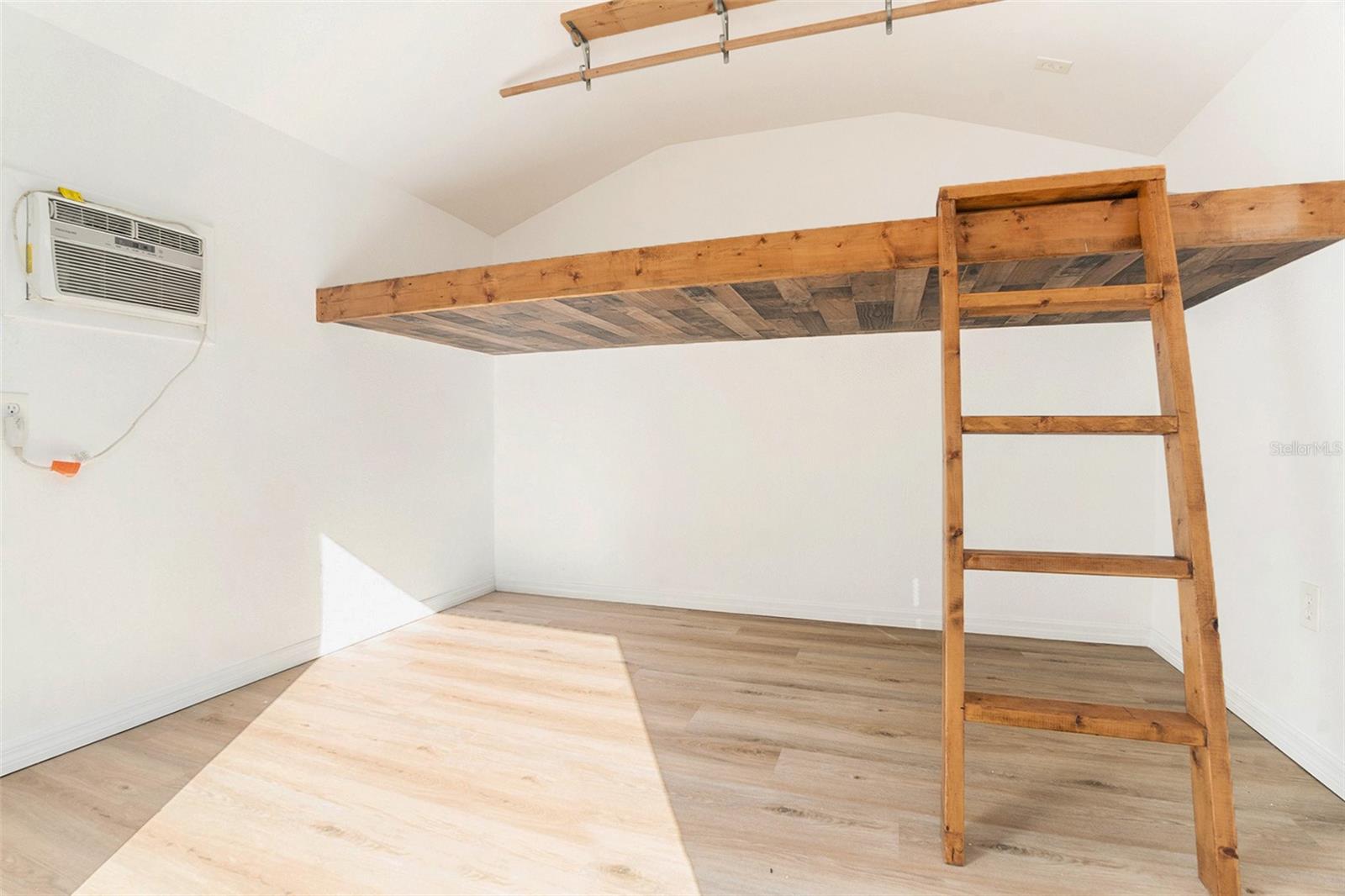 GOLF VIEW - Residential