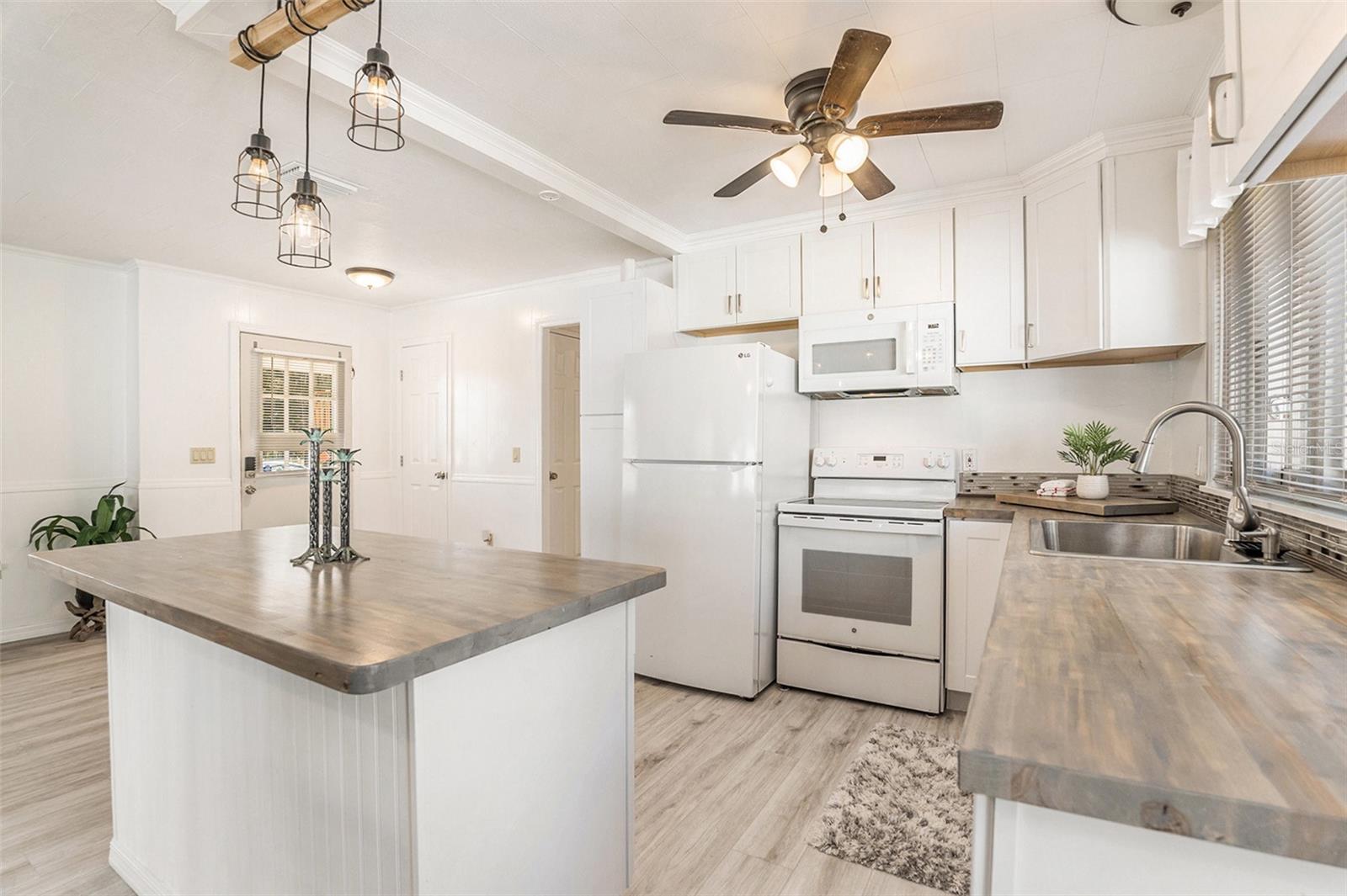 GOLF VIEW - Residential