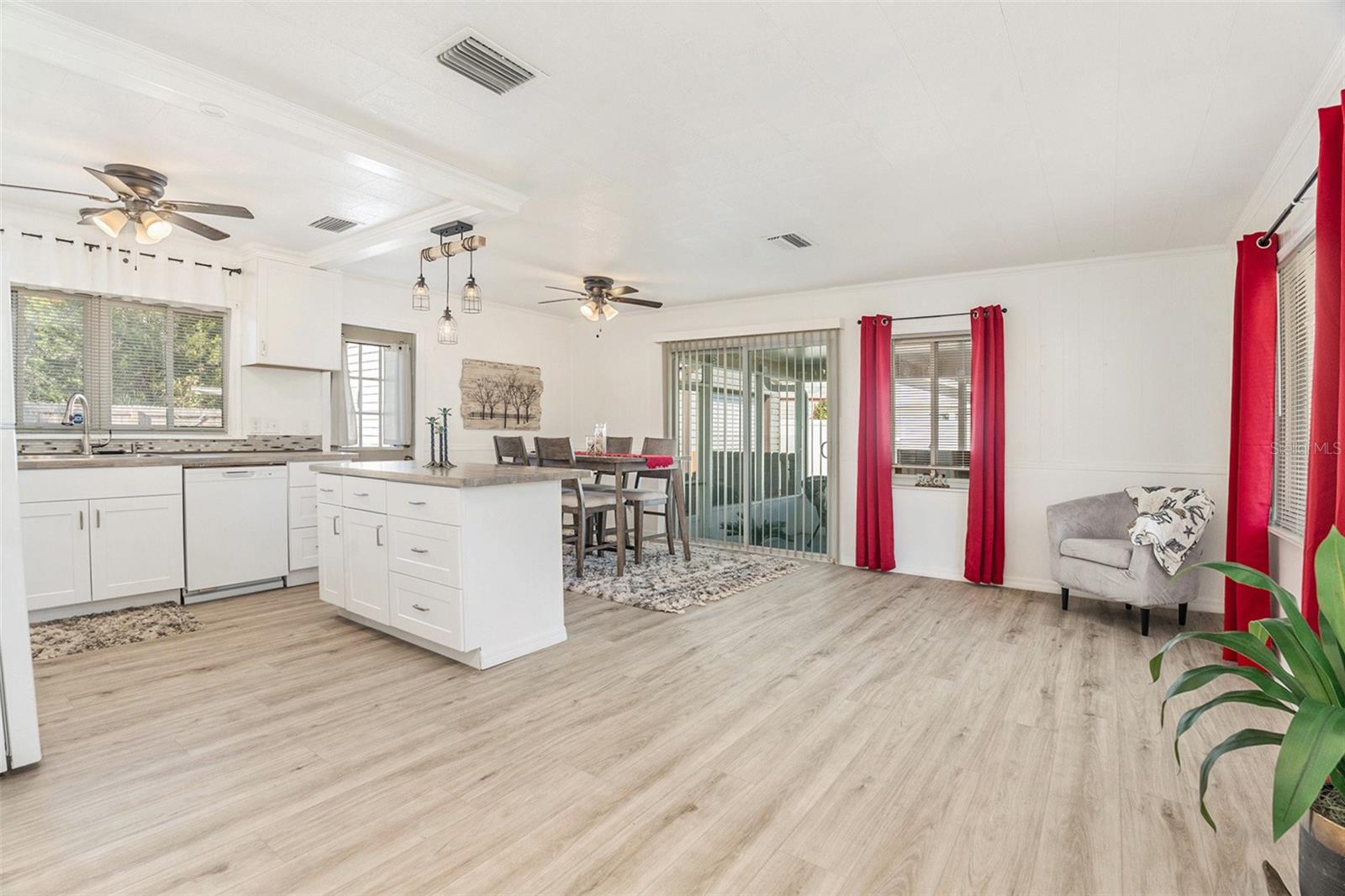 GOLF VIEW - Residential