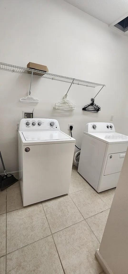 TRINITY RDG - Residential