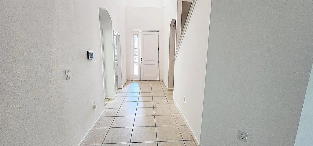 Photo of 221 Trinity Ridge Circle, Davenport, FL 33897 (MLS # S5143813)