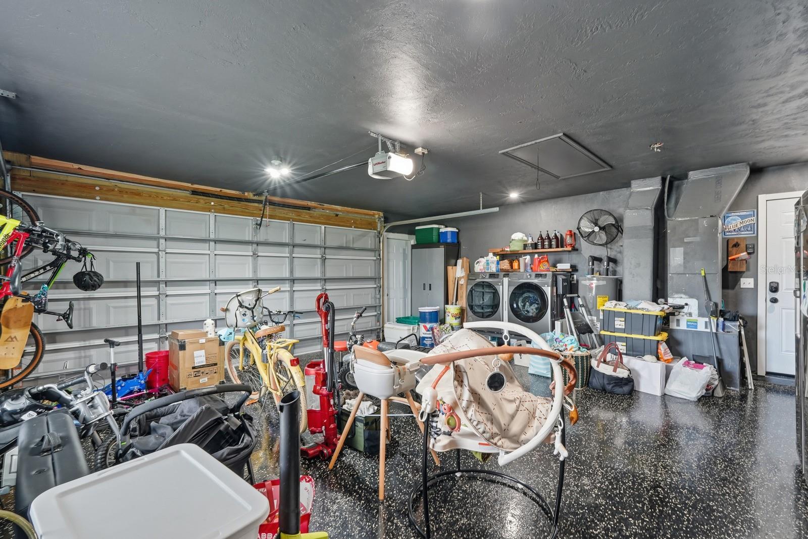 SLEEPY HOLLOW UNIT 01 - Residential