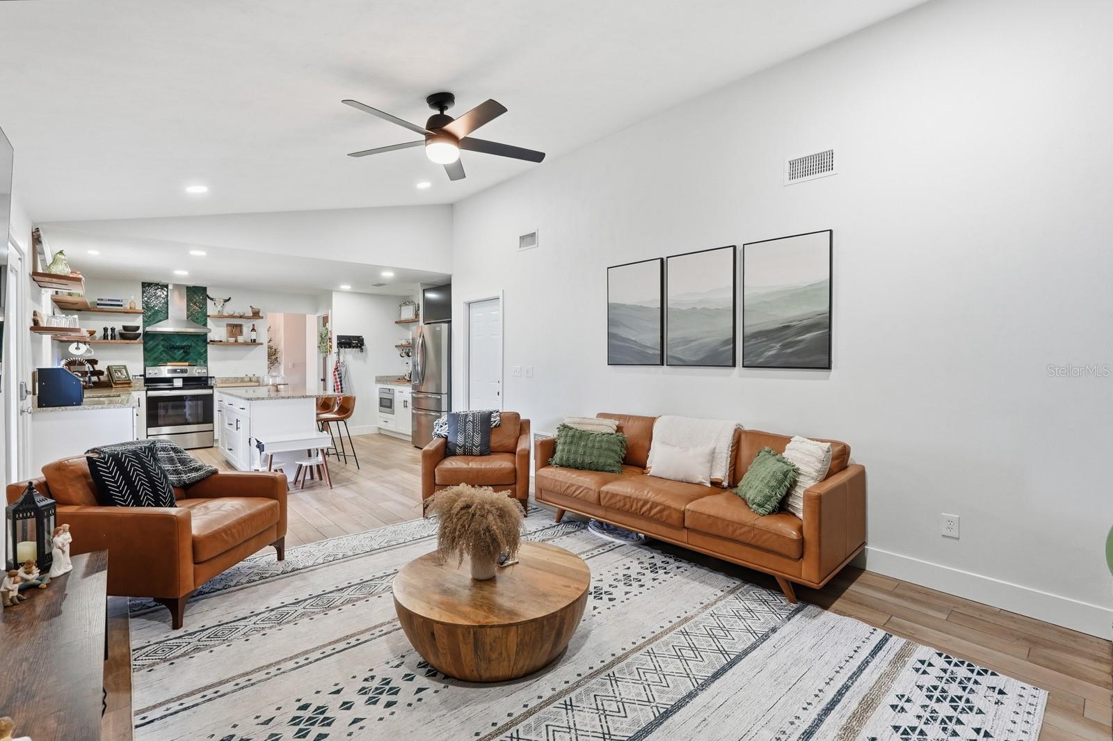 SLEEPY HOLLOW UNIT 01 - Residential