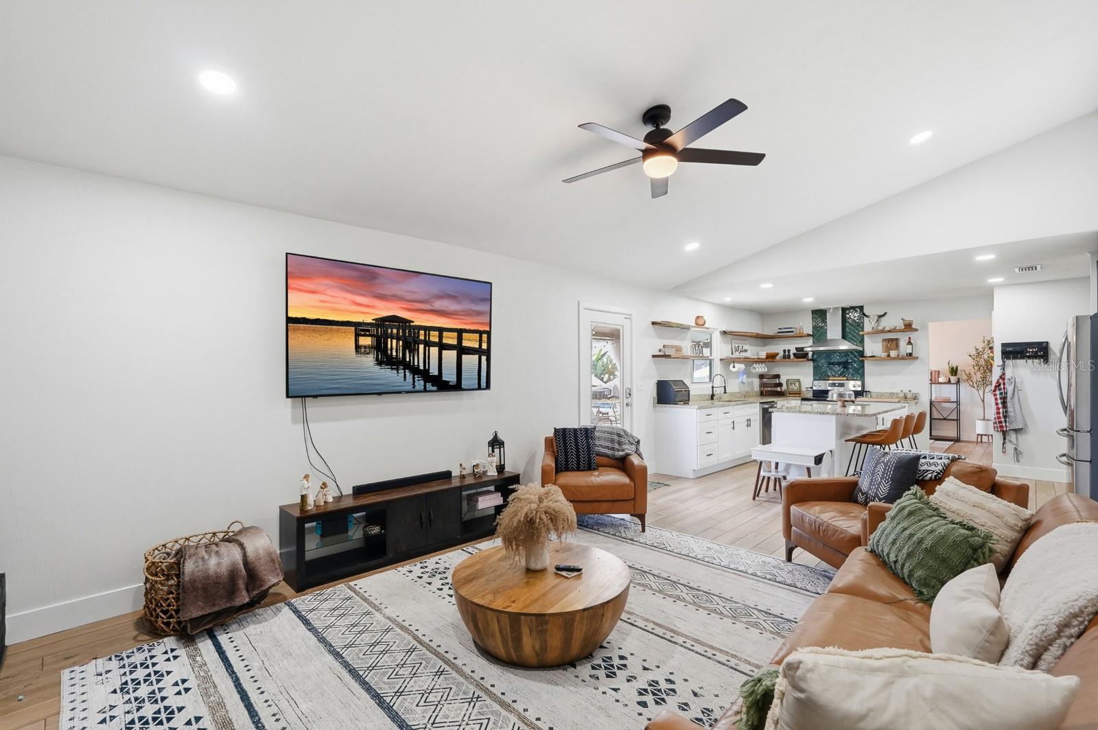 SLEEPY HOLLOW UNIT 01 - Residential