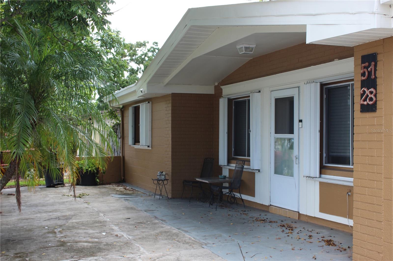 3 Bedroom 2 bath home, fenced yard, tile, 1 bedroom has large walk in closet and private bathroom. Large kitchen lots of cabinets and laundry off kitchen inside home. Double wide driveway.