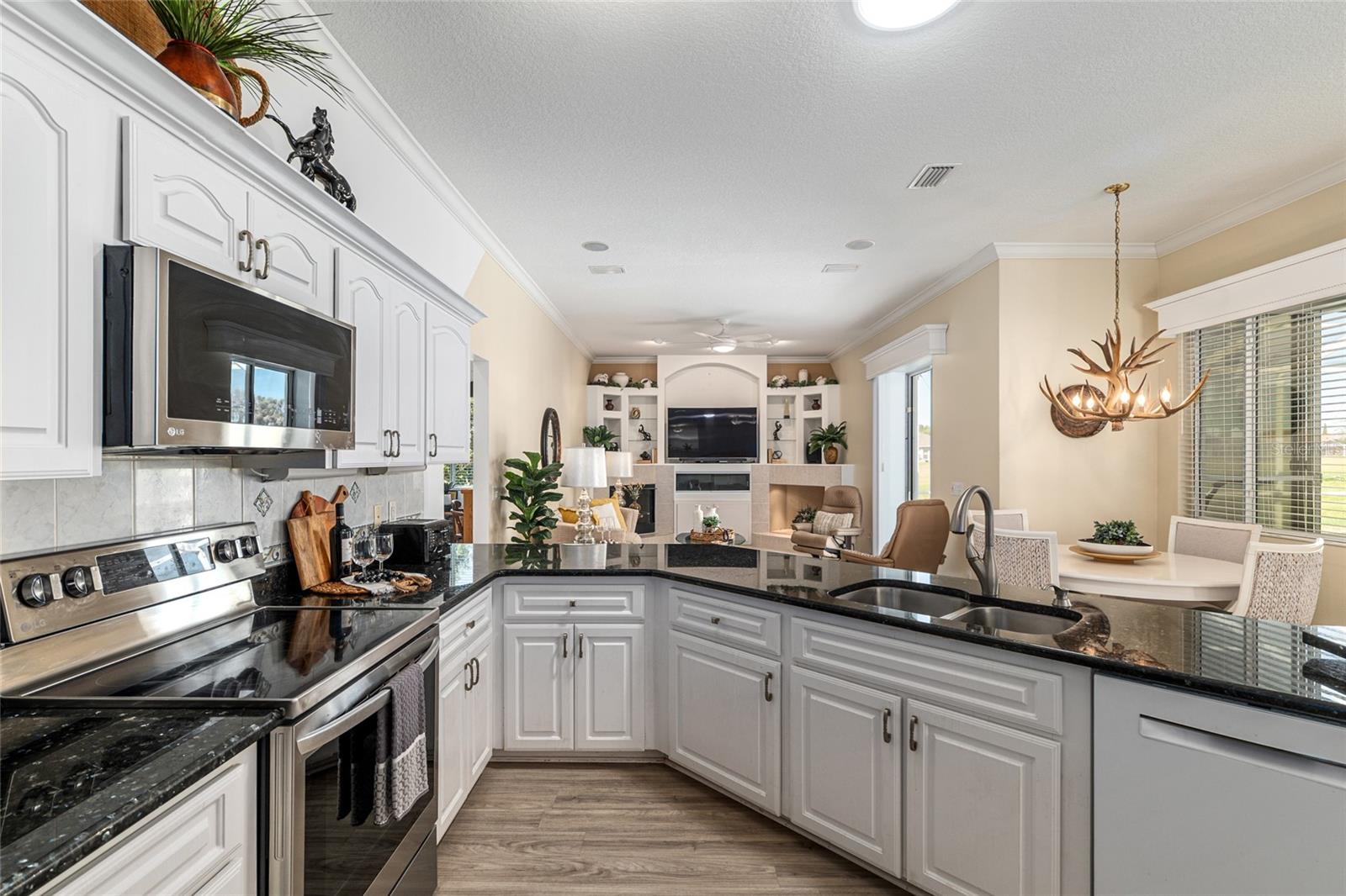 OCALA PALMS - Residential