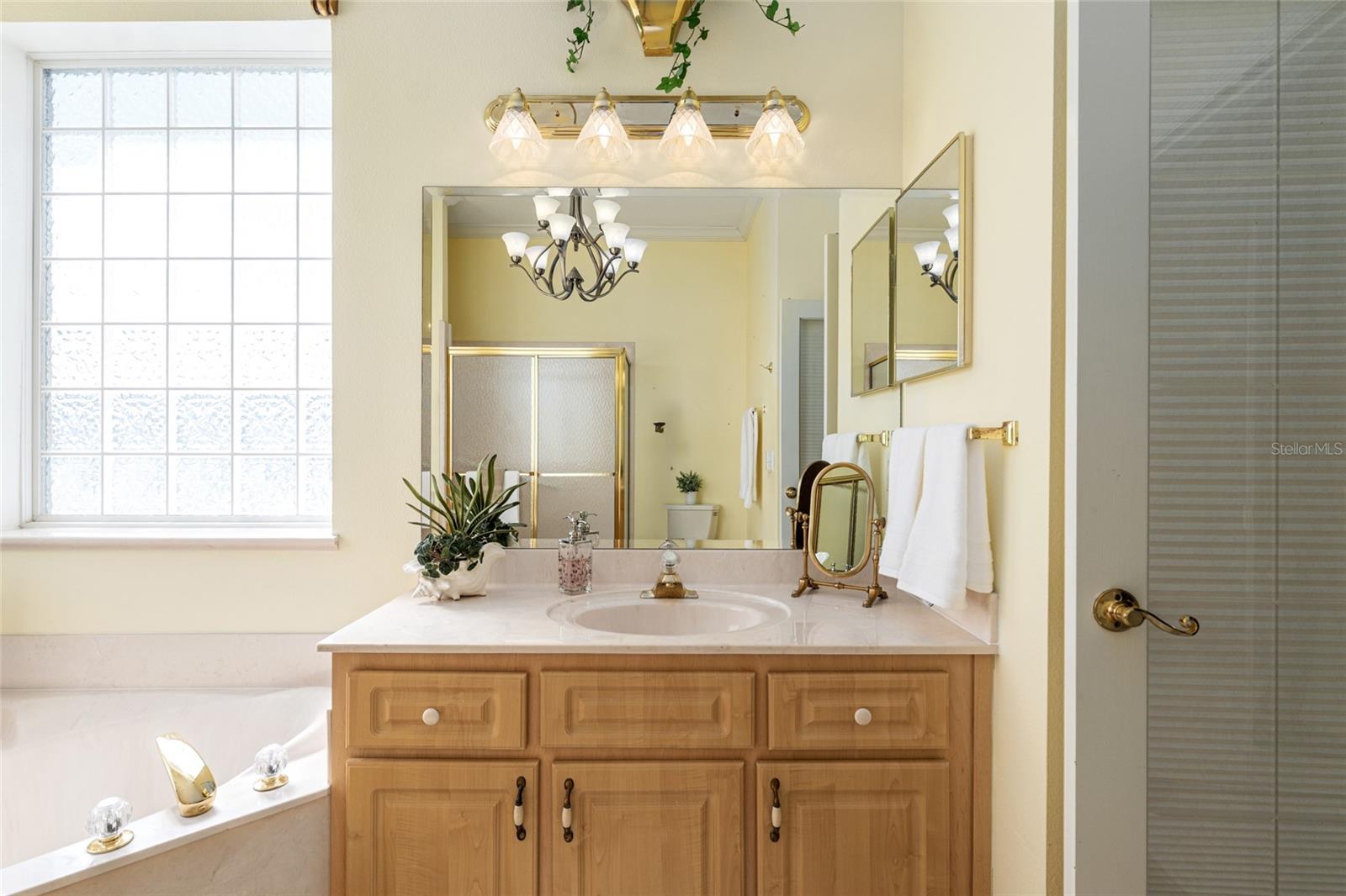 OCALA PALMS - Residential