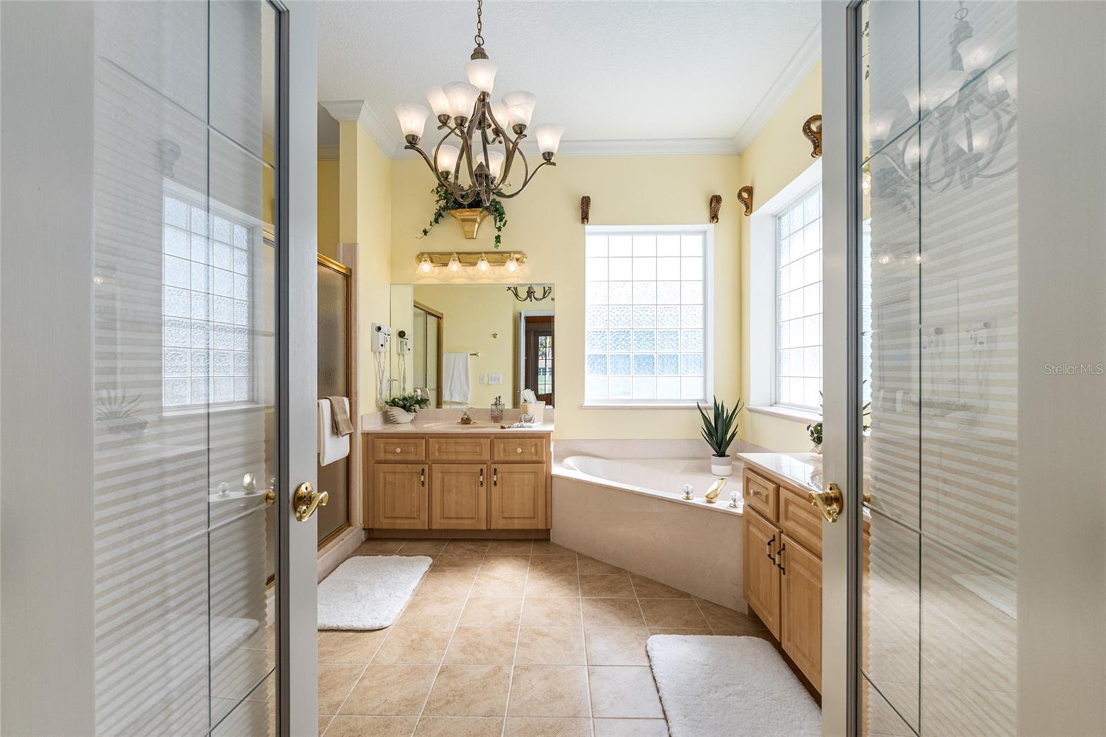 OCALA PALMS - Residential