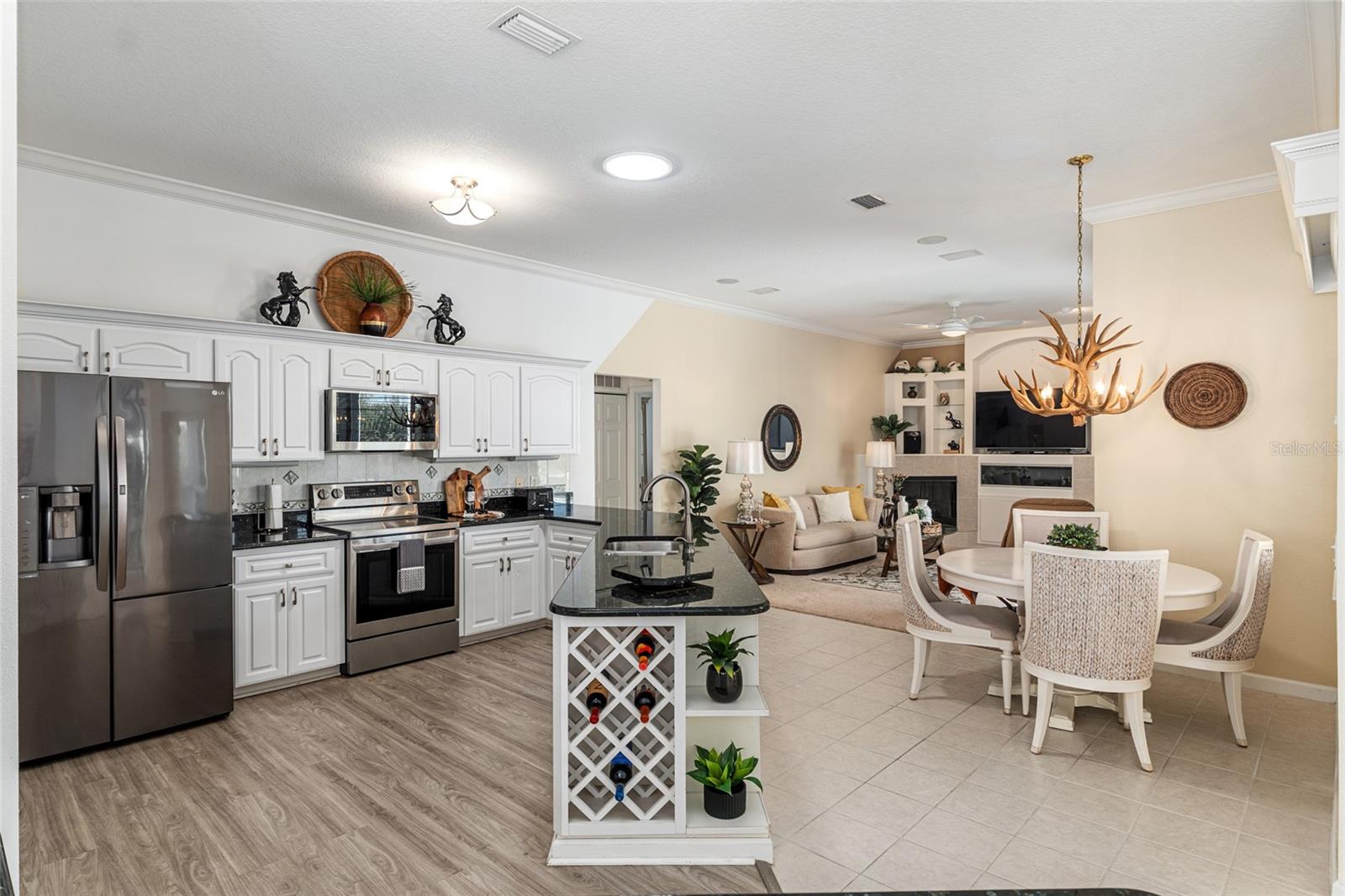 OCALA PALMS - Residential