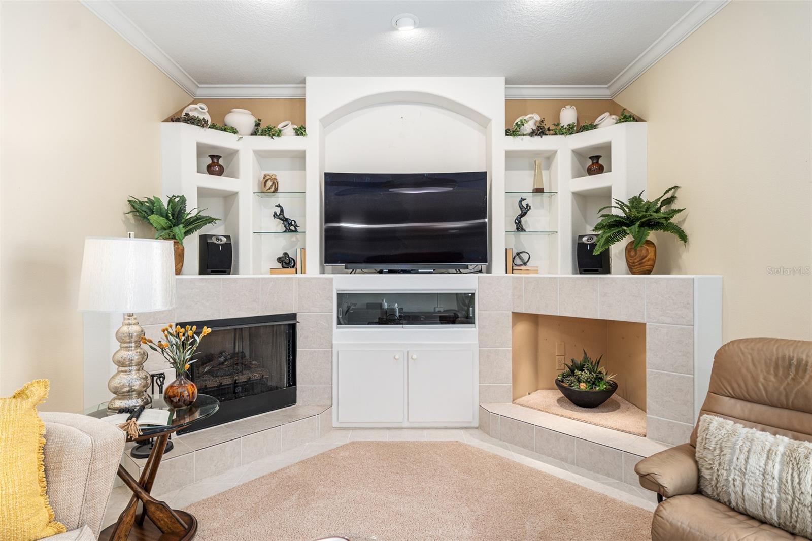 OCALA PALMS - Residential