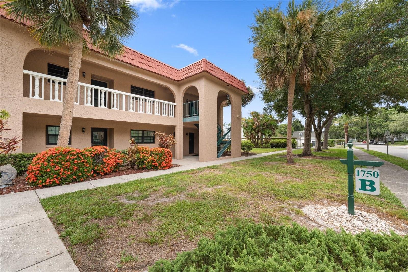 1750 BELLEAIR FOREST DRIVE B8