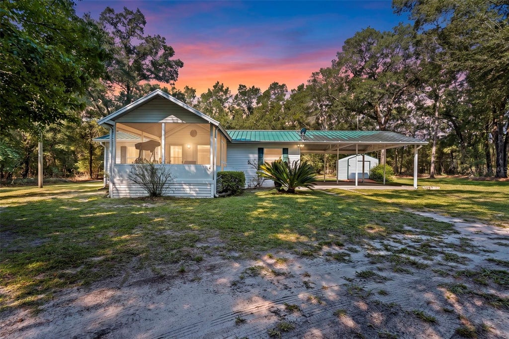Photo of 193 NE 944 Avenue, Branford, FL 32008 (MLS # TB8542906)