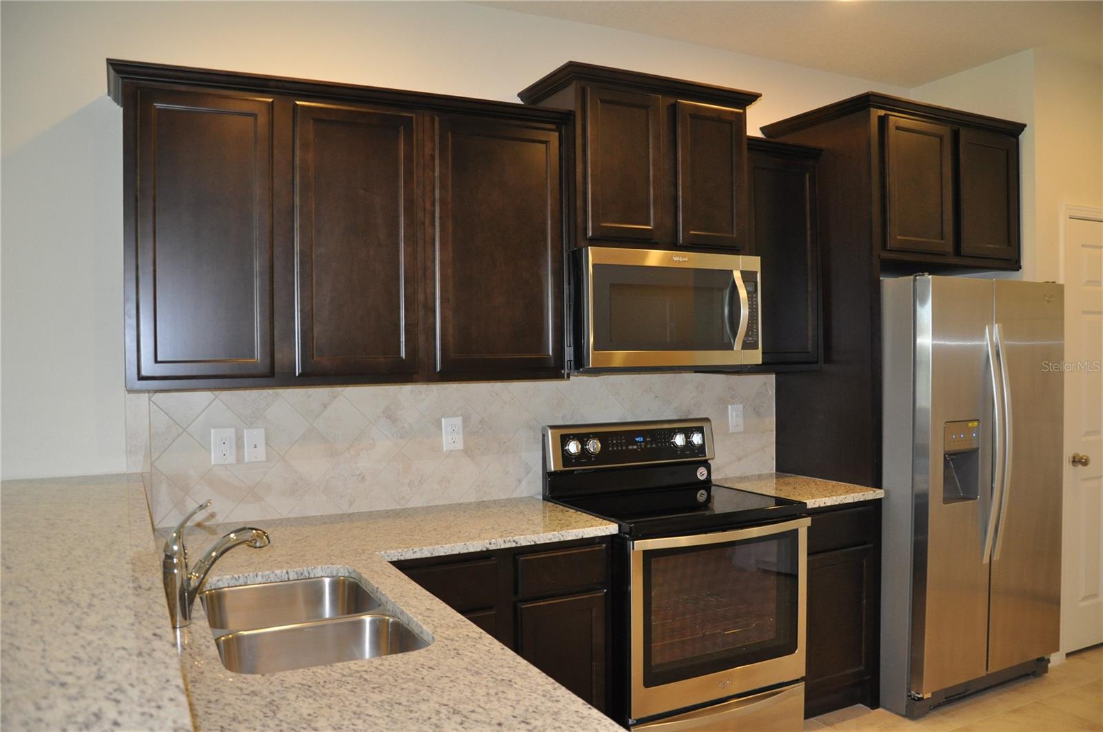 HARVEST CREEK VILLAGE - Residential Lease