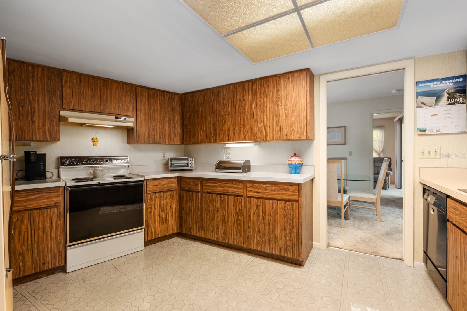 SUNRISE GOLF CLUB ESTATES - Residential