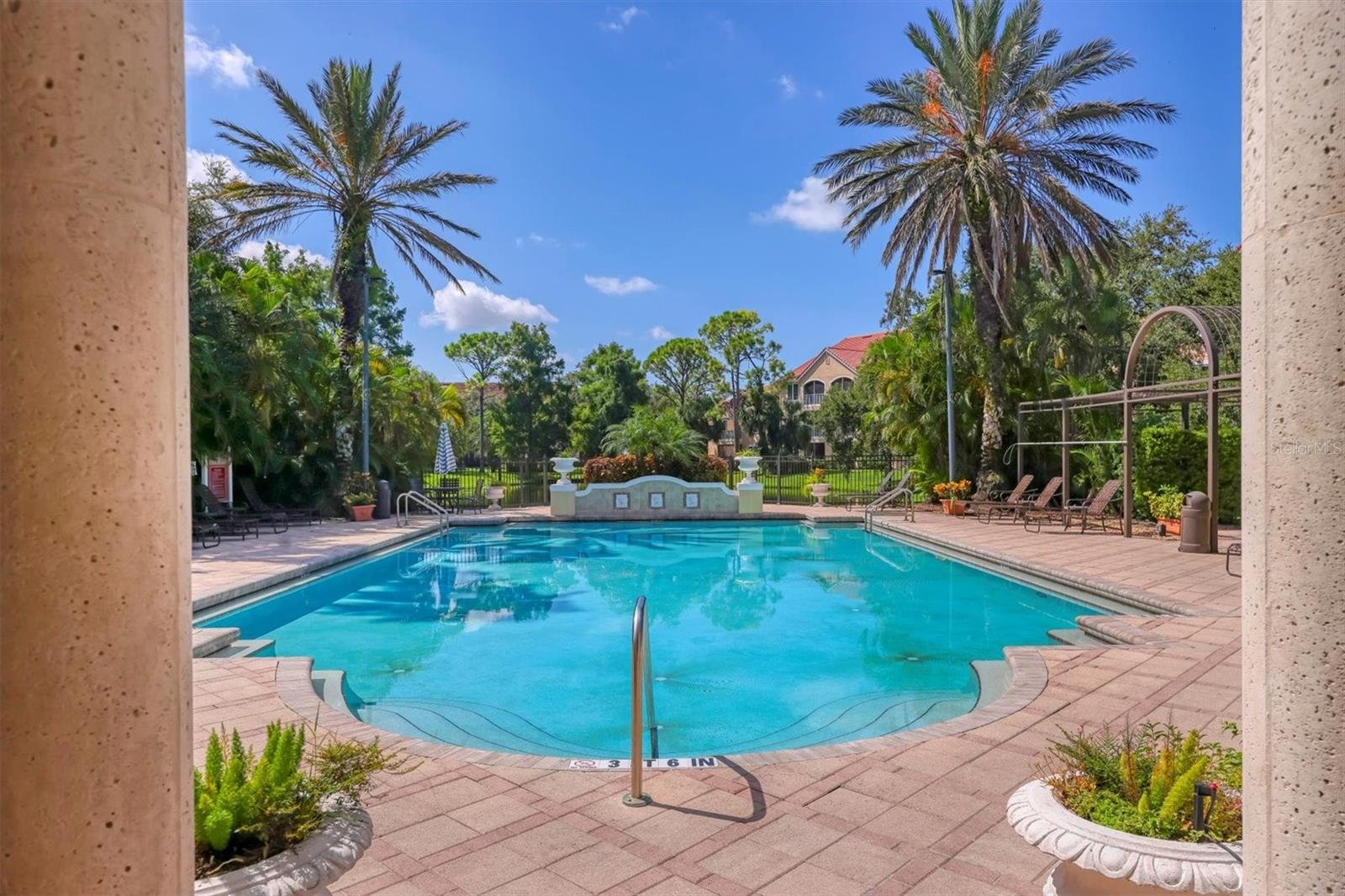 BELLA VILLINO VI - Residential