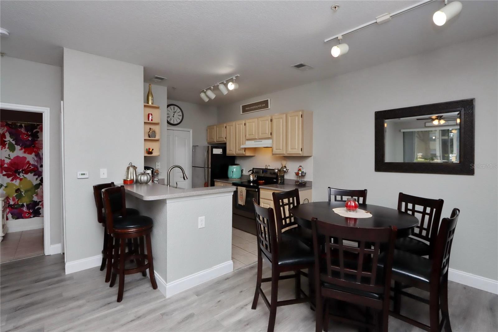 ALLEGRO PALM A CONDO - Residential Lease