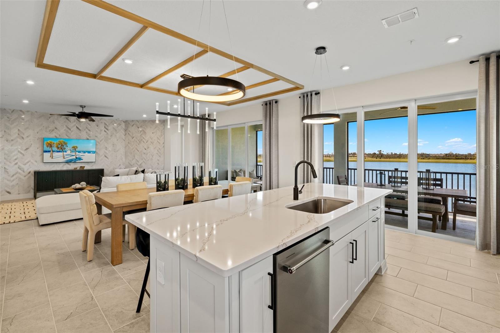 PALMERA AT WELLEN PARK - Residential