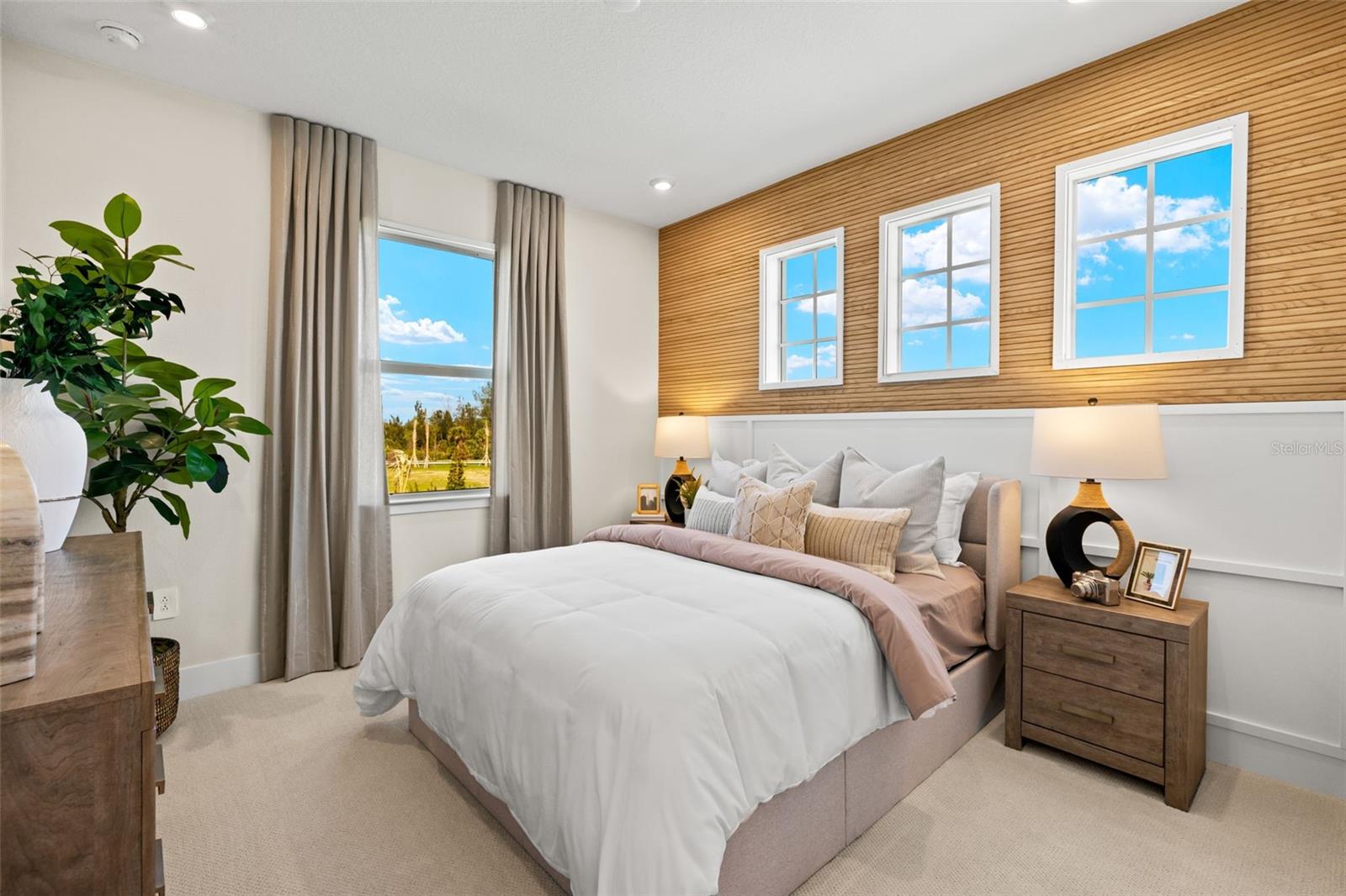 PALMERA AT WELLEN PARK - Residential