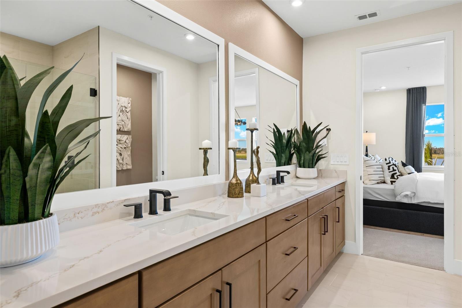 PALMERA AT WELLEN PARK - Residential