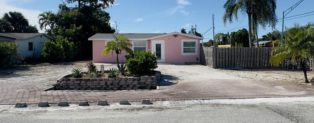 Photo of 20 Euclid Avenue, Englewood, FL 34223 (MLS # TB8447042)