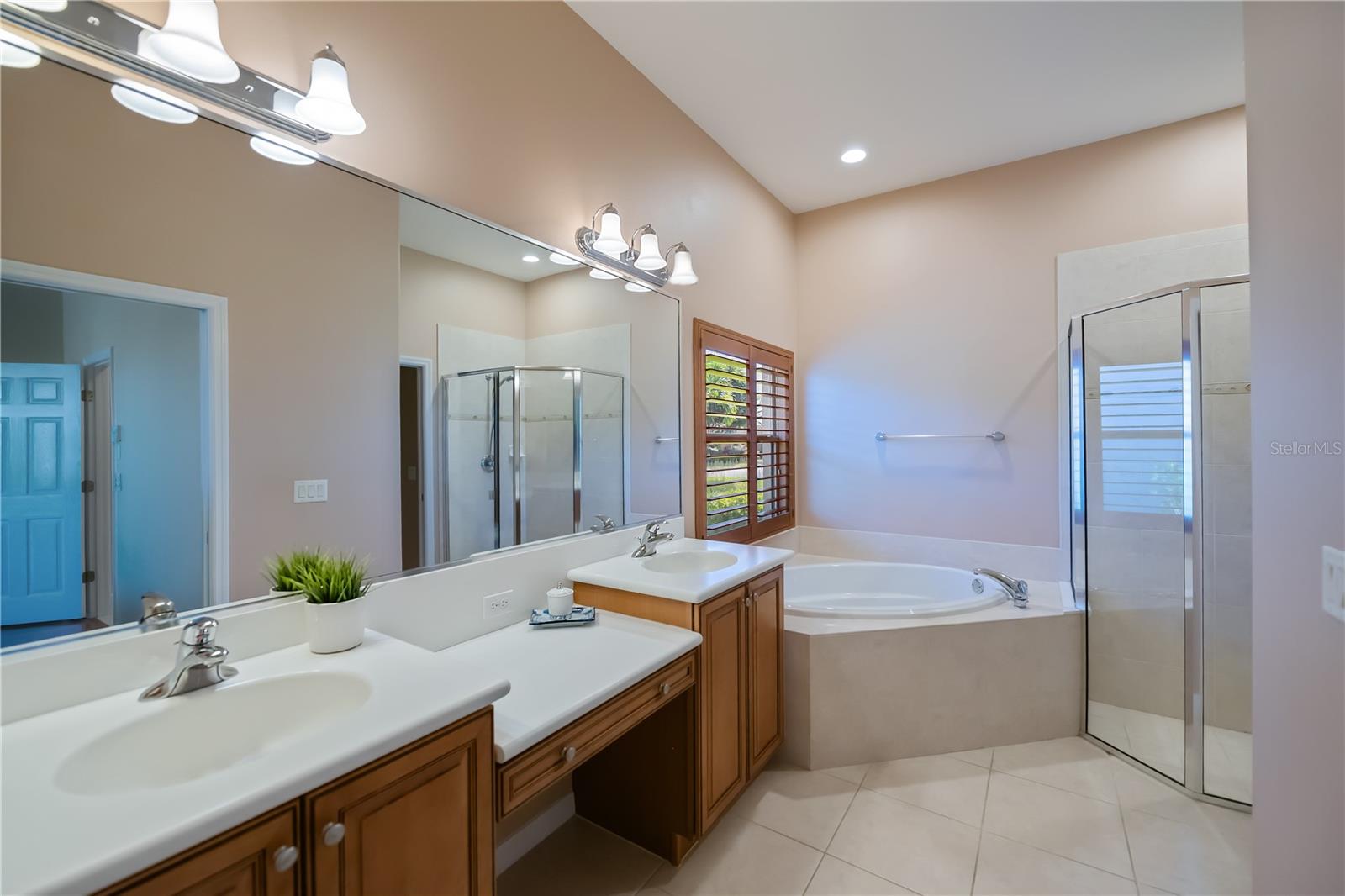 STONEYBROOK AT VENICE - Residential