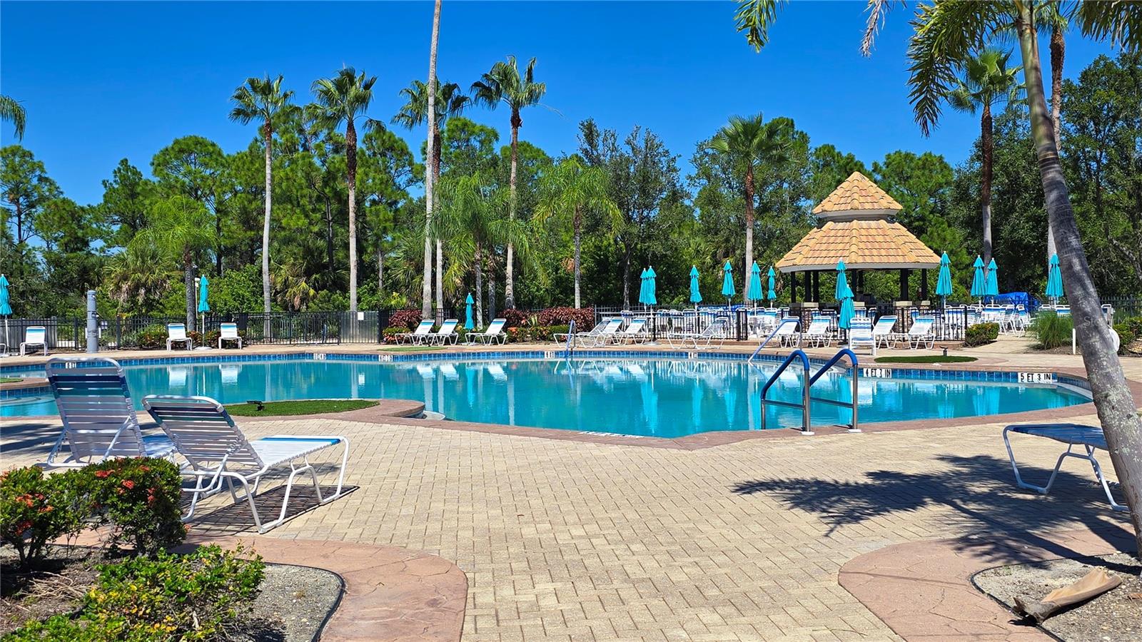 STONEYBROOK AT VENICE - Residential