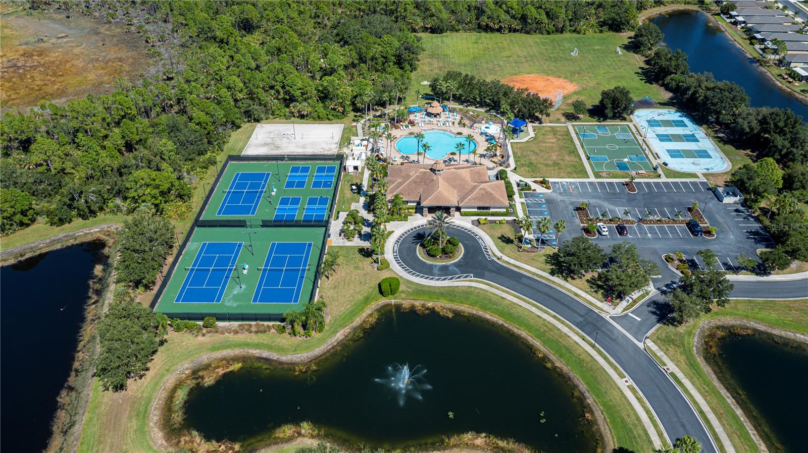 STONEYBROOK AT VENICE - Residential