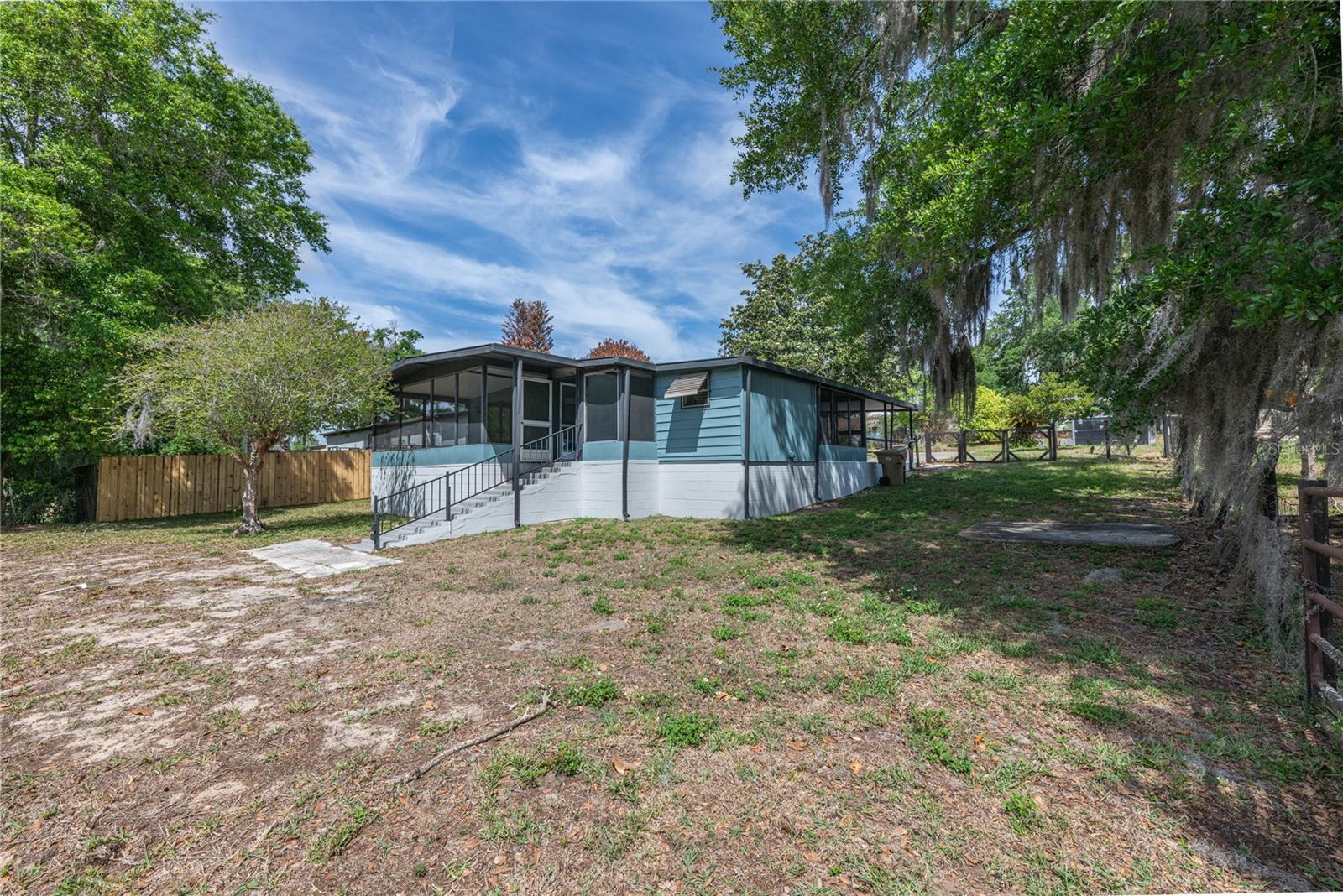 MONTVERDE MOBILE HOME SUB-DIVISION - Residential
