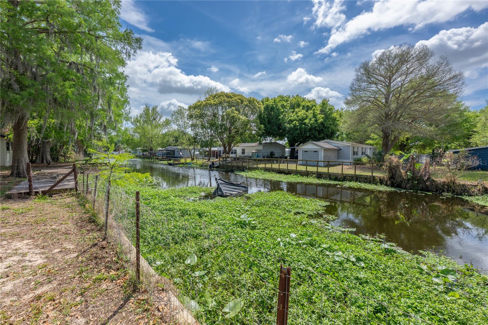 MONTVERDE MOBILE HOME SUB-DIVISION - Residential
