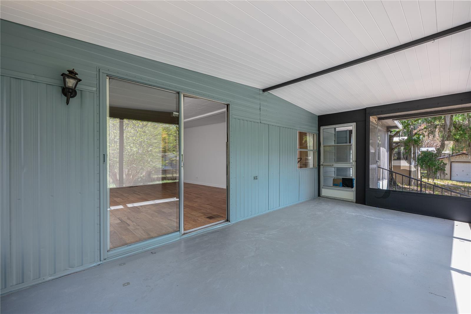MONTVERDE MOBILE HOME SUB-DIVISION - Residential