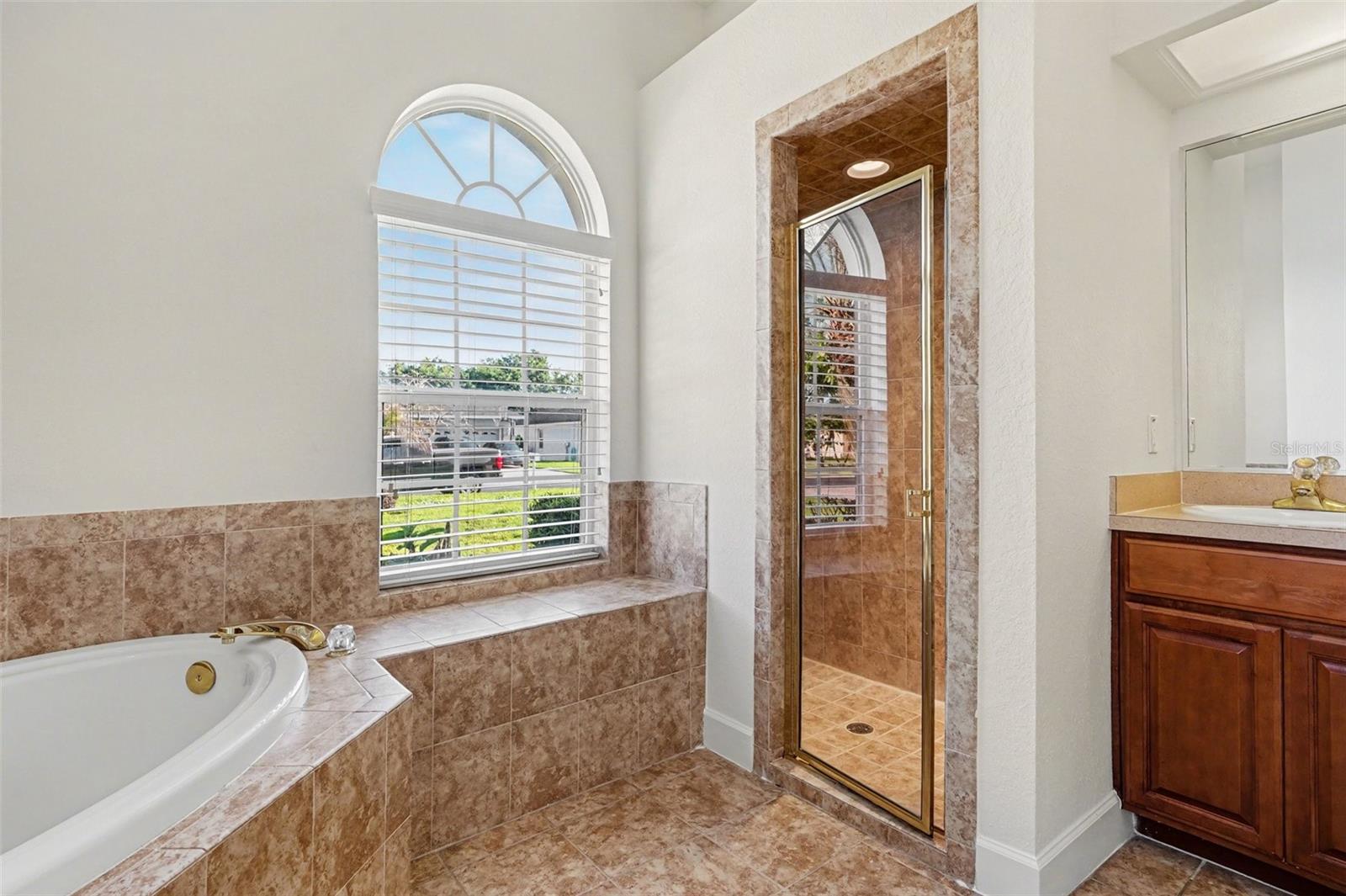 TERRANOVA PH IV - Residential