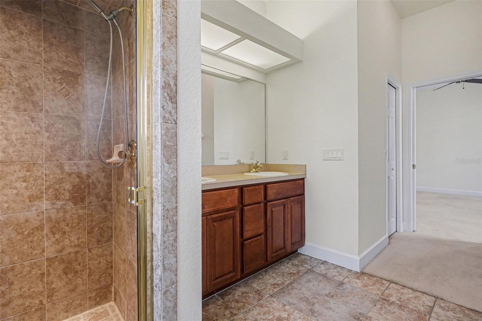 TERRANOVA PH IV - Residential