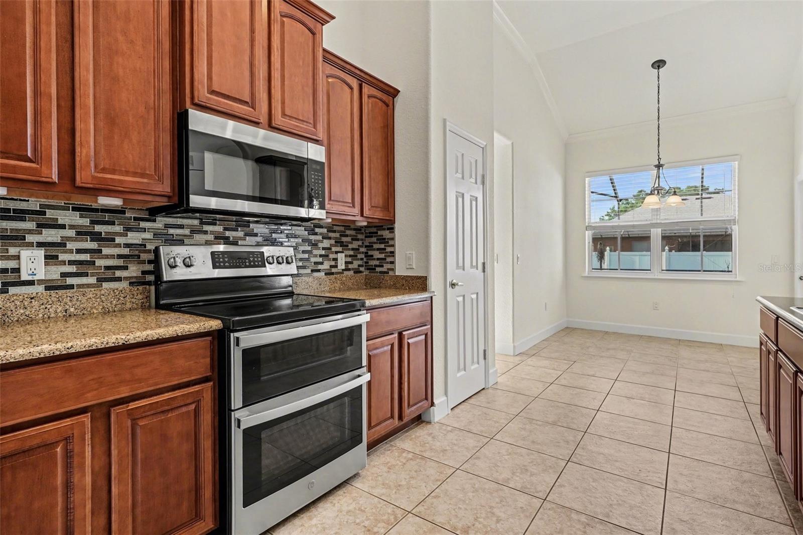 TERRANOVA PH IV - Residential