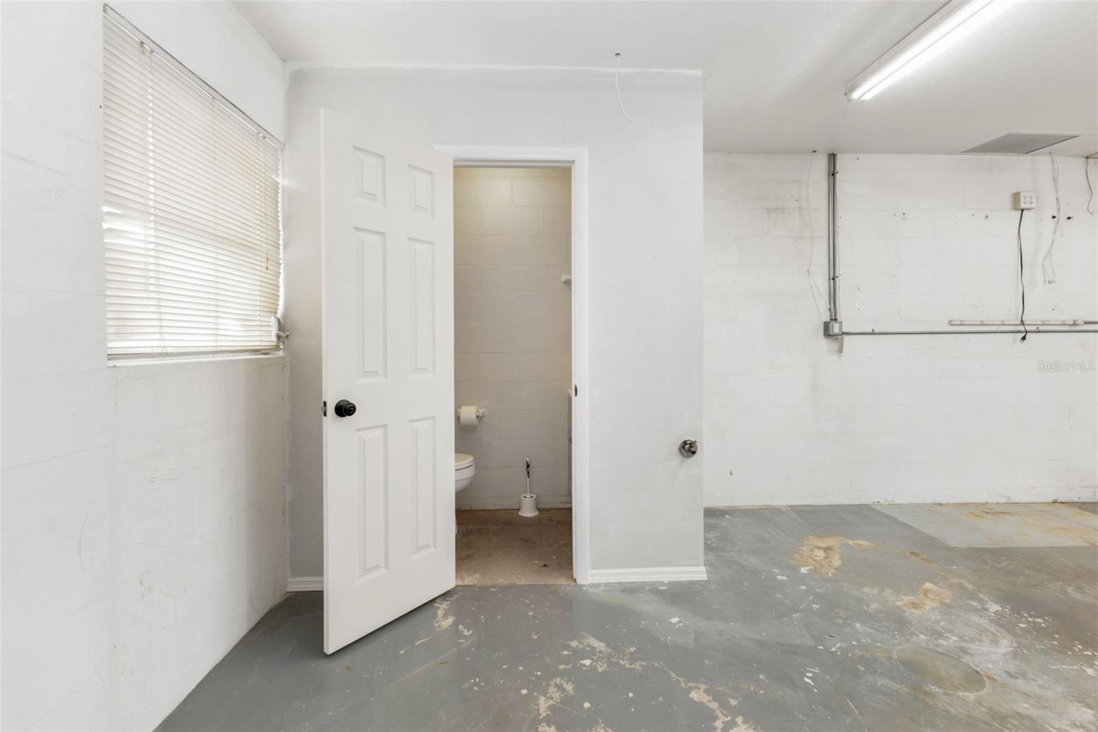 SHELTONS ADD - Commercial Sale