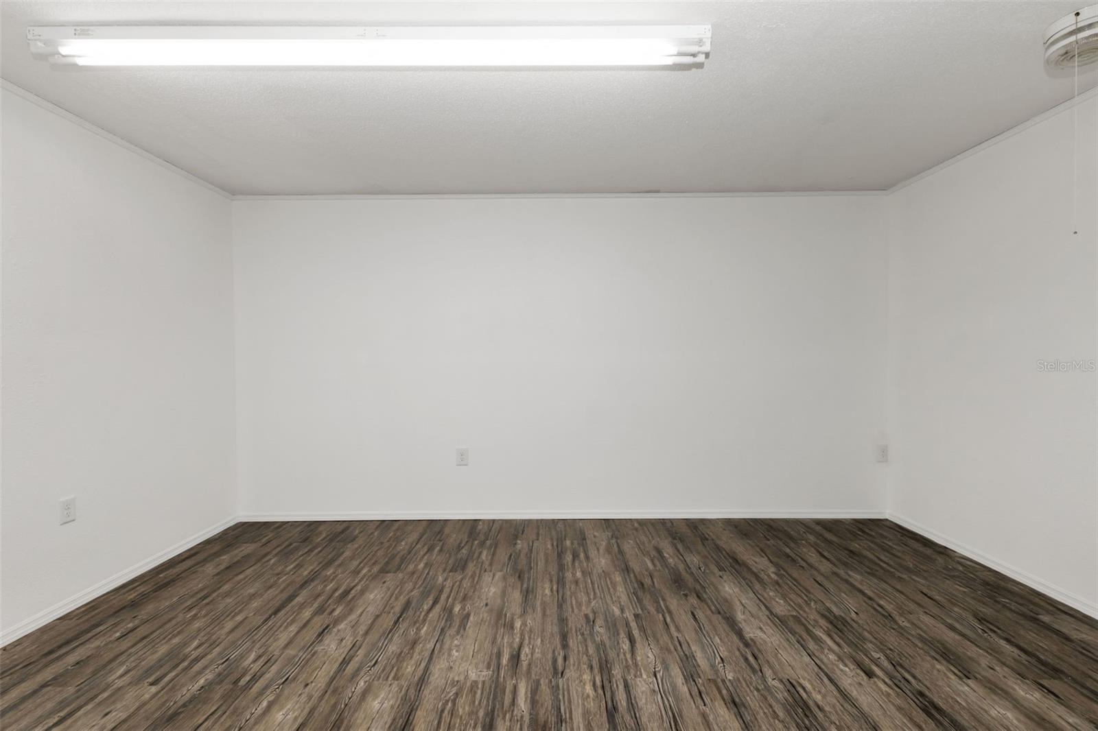 SHELTONS ADD - Commercial Sale