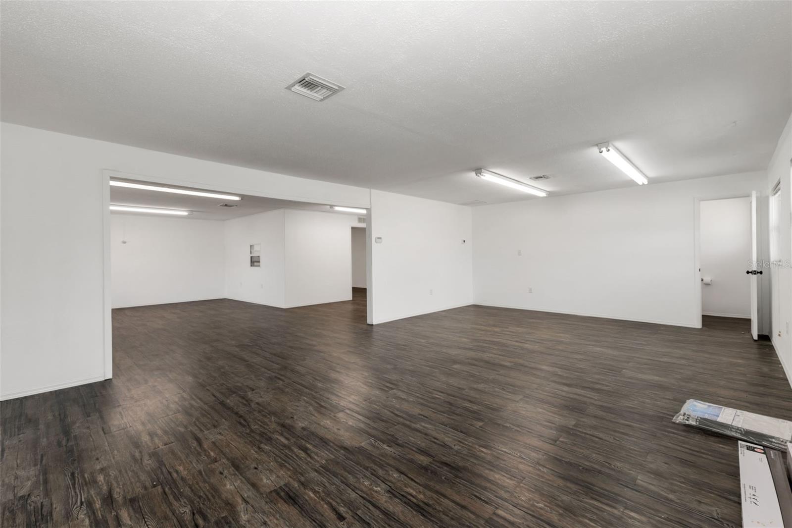 SHELTONS ADD - Commercial Sale