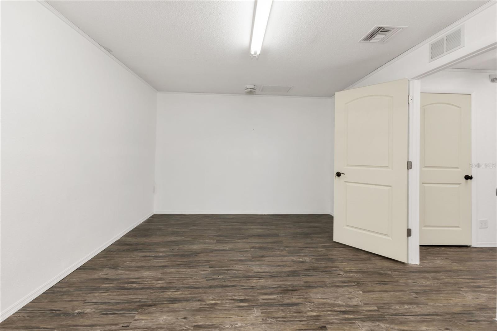 SHELTONS ADD - Commercial Sale