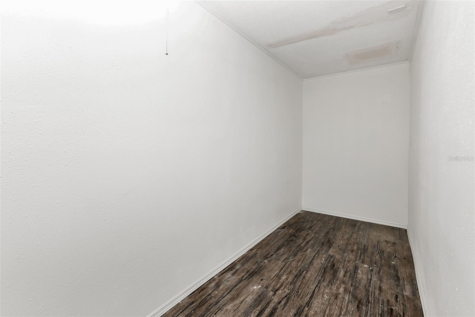 SHELTONS ADD - Commercial Sale