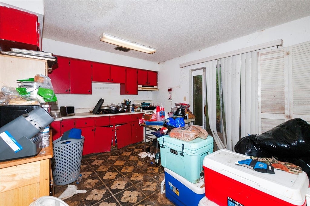 Photo of 11323 Blythville Road, Spring Hill, FL 34608 (MLS # V4951704)