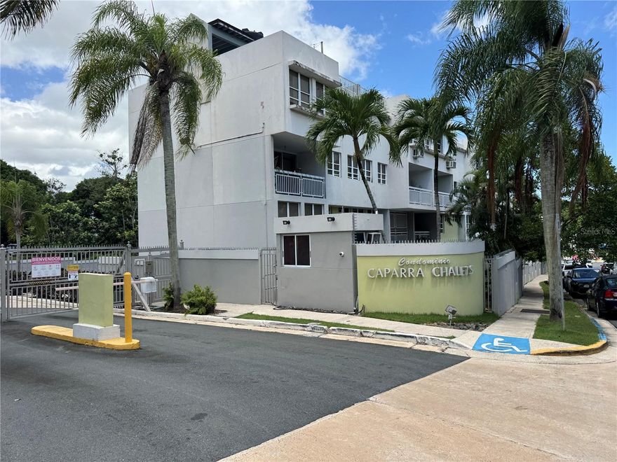 Located in the heart of Guaynabo, Cond. Caparra Chalets, offers a beautiful PH apartment. The highlight of this charming abode is its terrace, providing comfort and convenience. Fully furnished, this unit is truly a gem boasting 3 bedrooms and two bathrooms. Living room, dining room, a powder room and a fully equipped gourmet kitchen. The apartment also offers two parking spaces. The amenities include a swimming pool, gazebo and a playgroud. Conveniently located close to schools, restaurants, shopping centers and other places of interest. For a showing call us today!