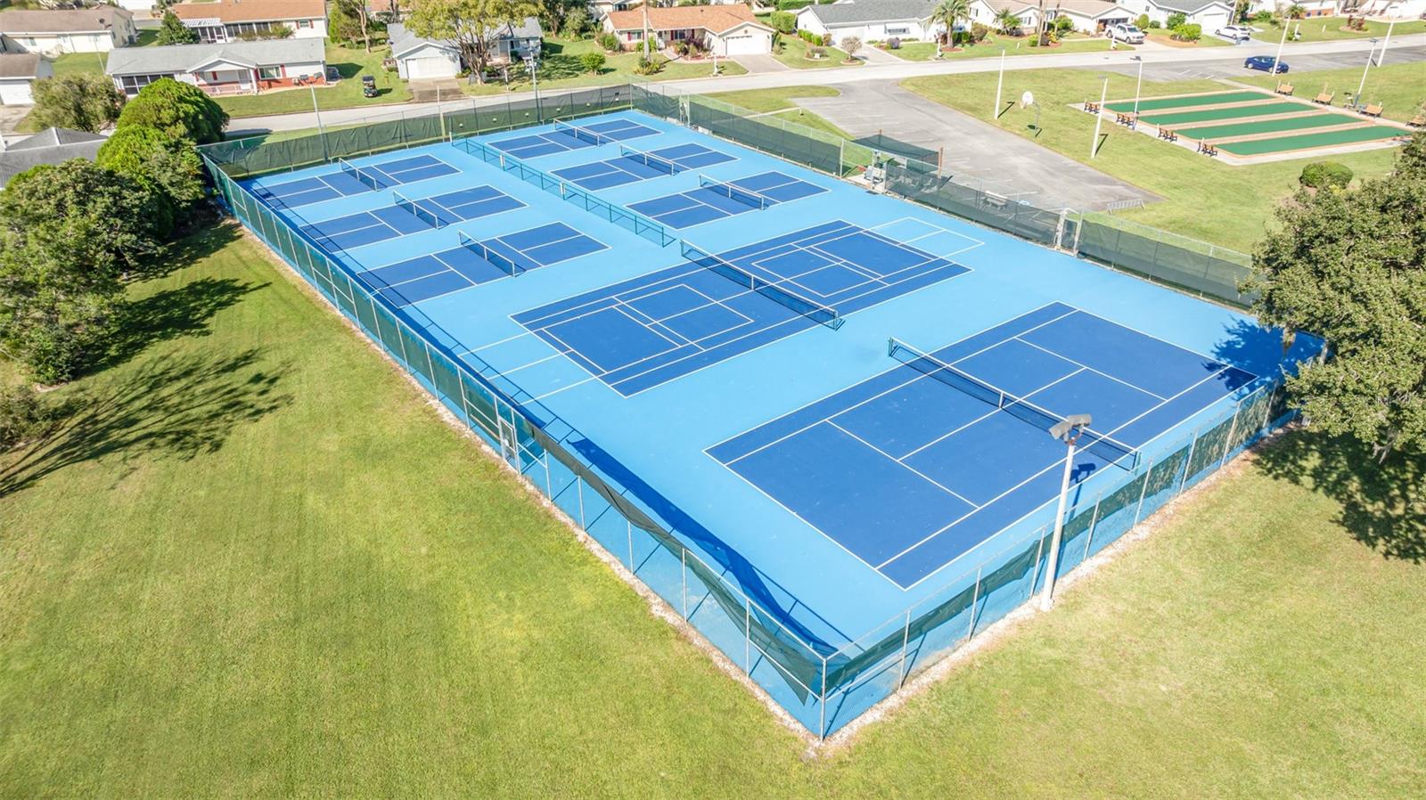 SPRUCE CREEK SOUTH - Residential