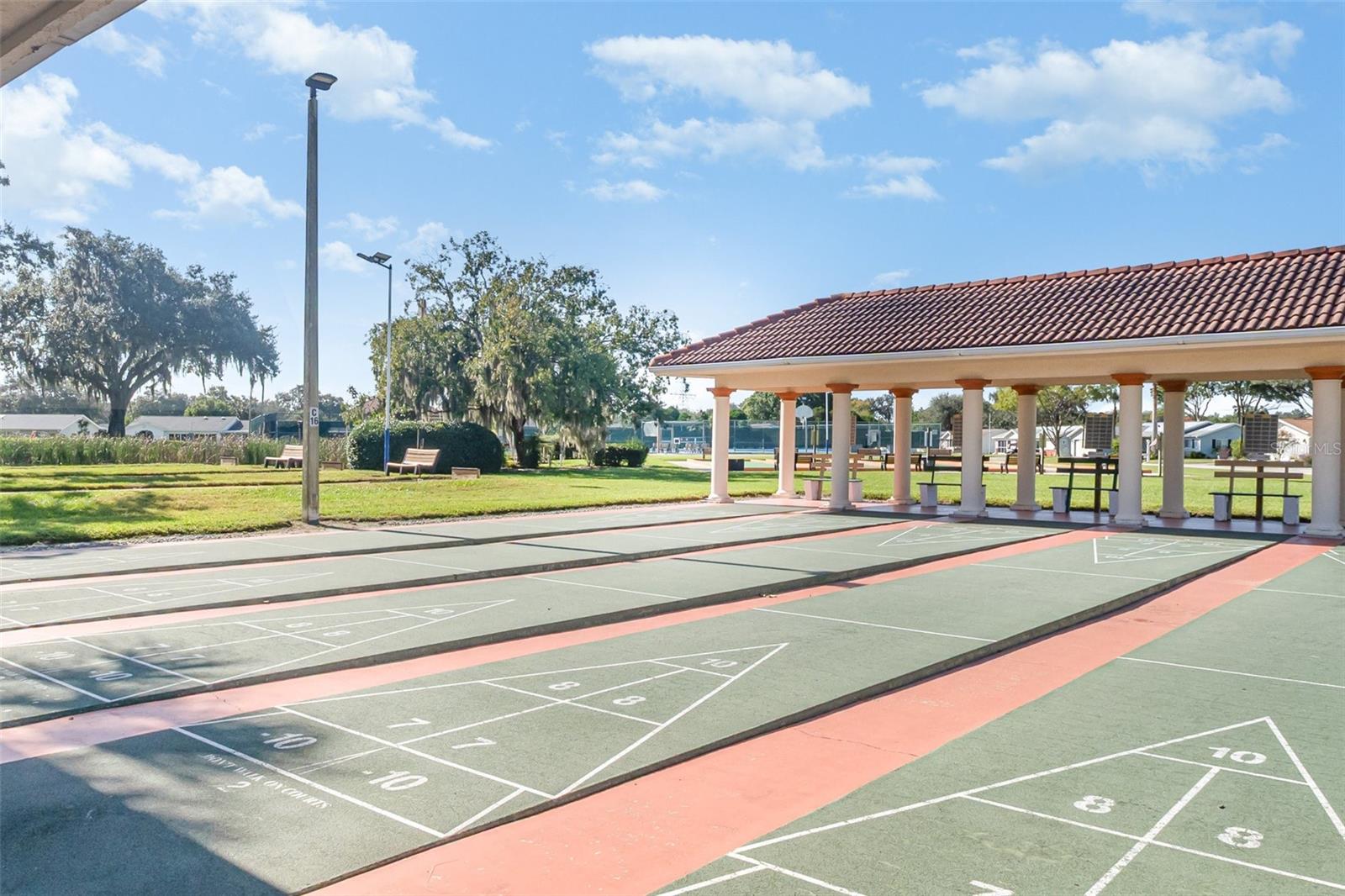 SPRUCE CREEK SOUTH - Residential