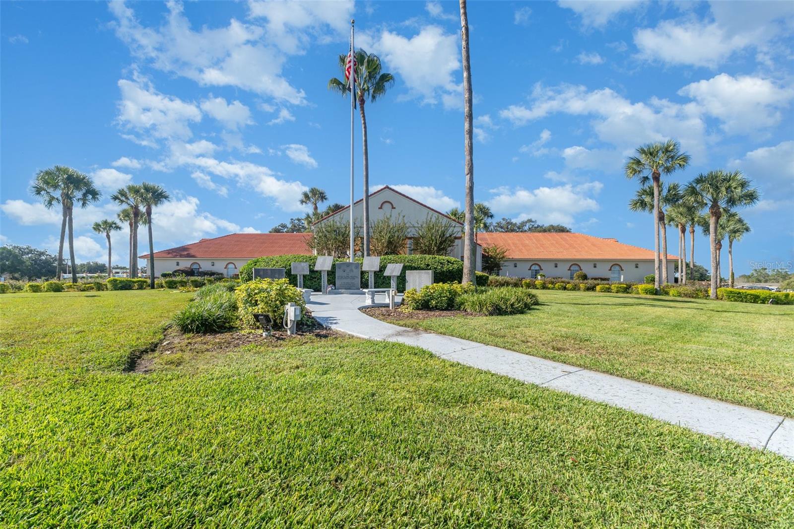 SPRUCE CREEK SOUTH - Residential