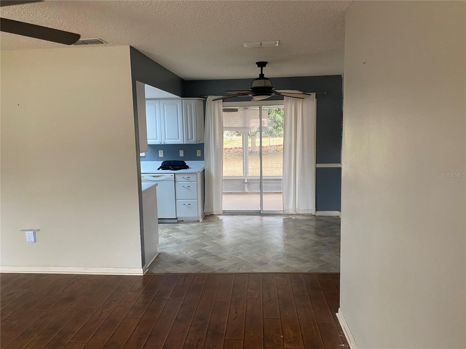 PALM CAY - Residential