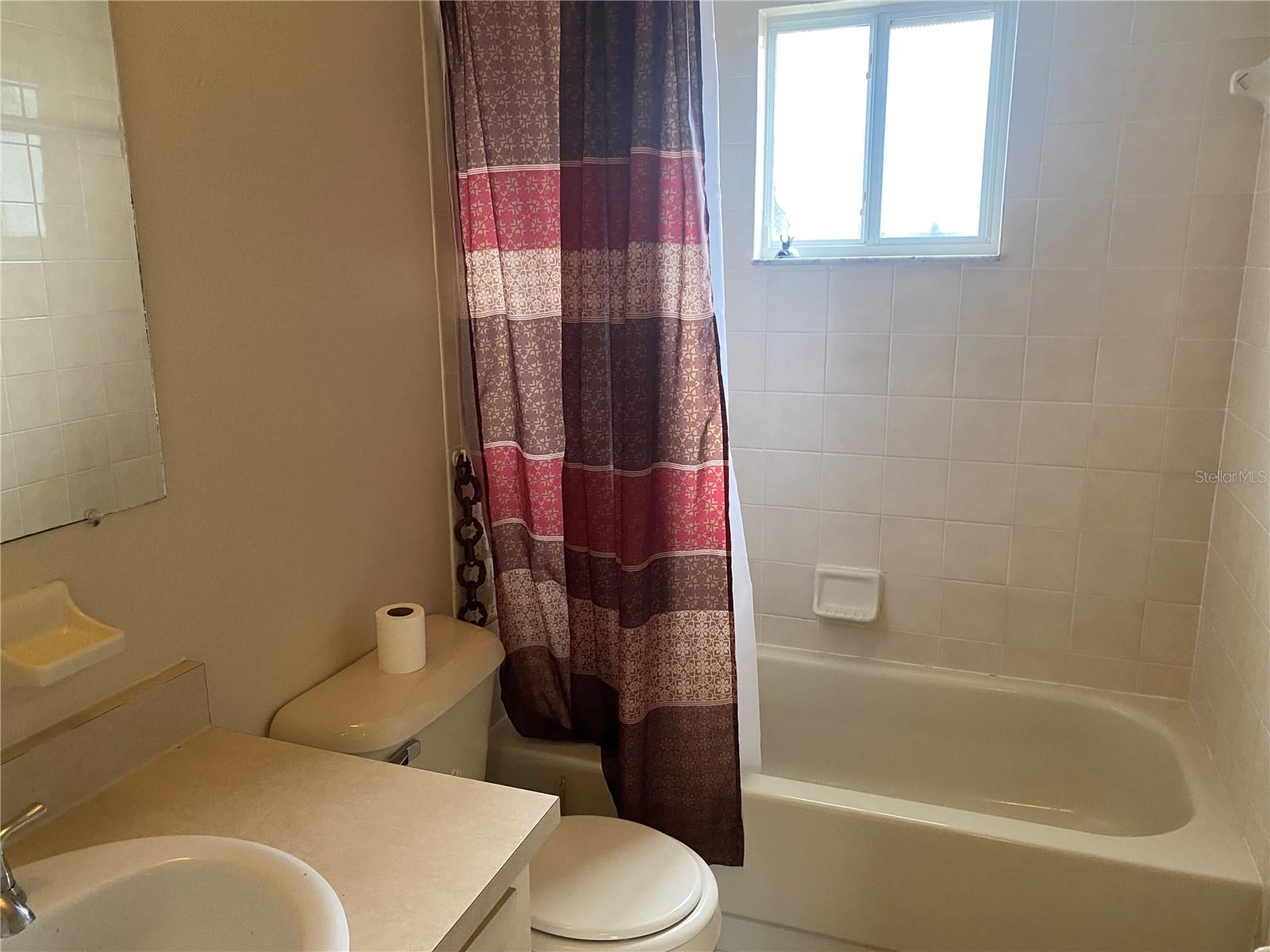 PALM CAY - Residential